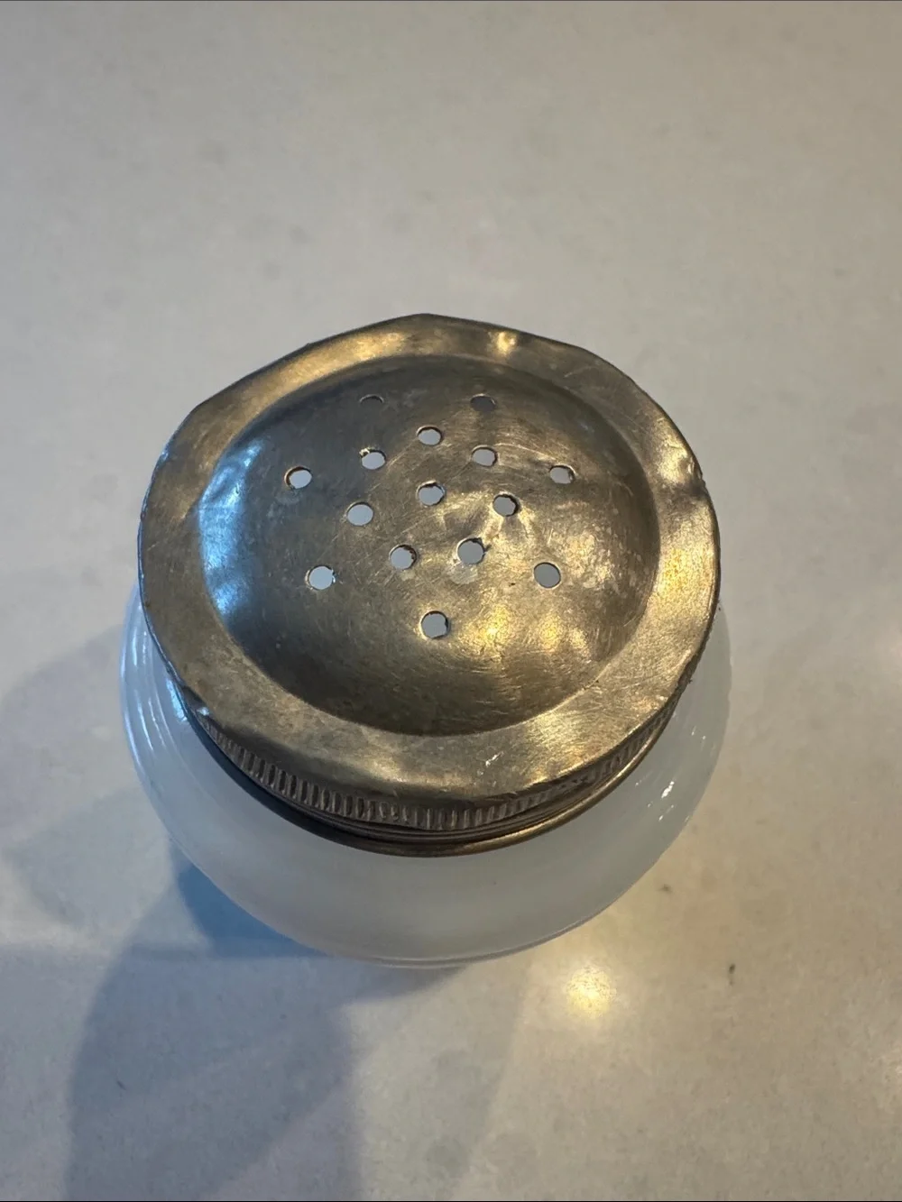 Pepper shaker beehive 1930-1940 White Glass Pepper Shaker with Silver Lid